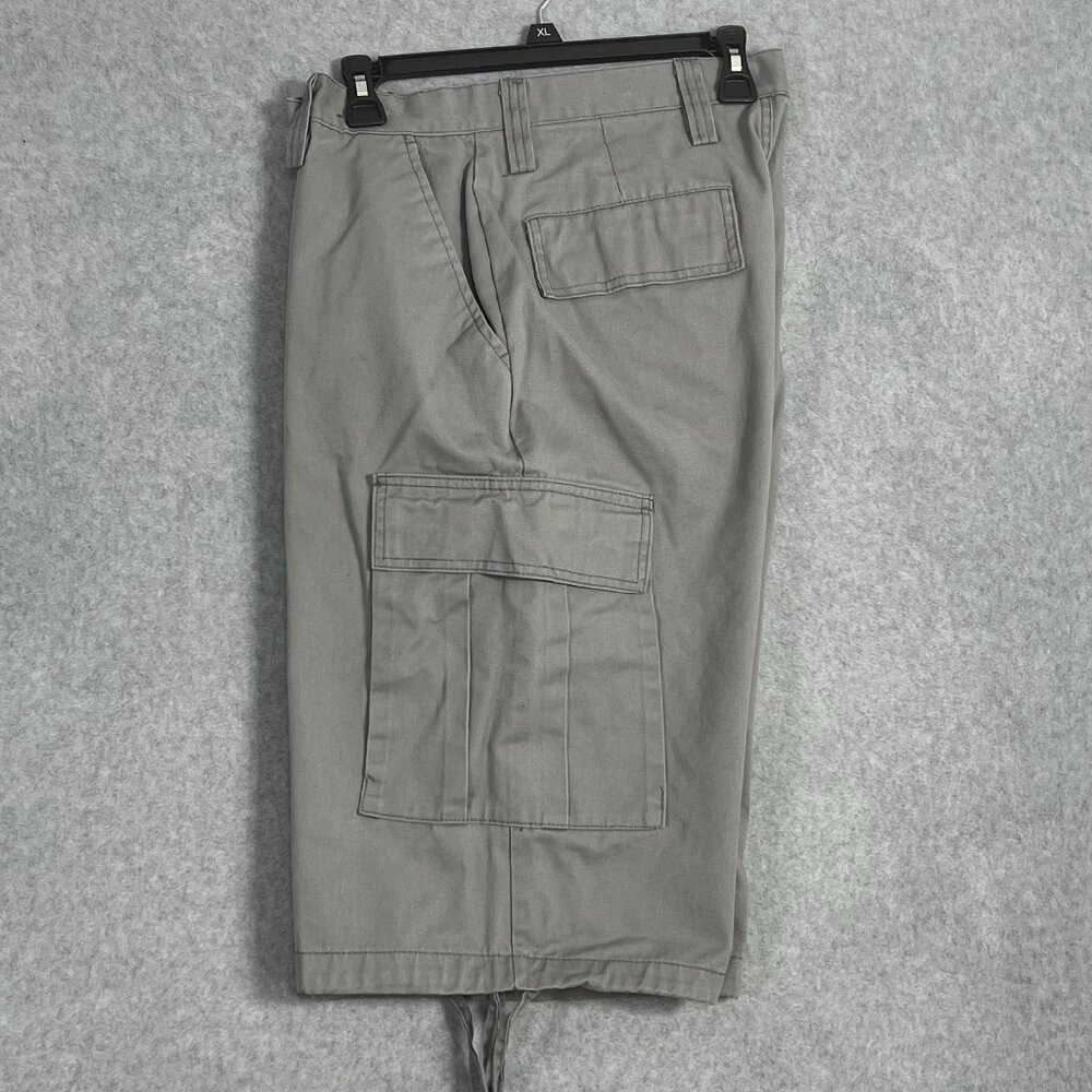 Vintage Regal Wear Long Cargo Shorts Men Sz 36 Gray Y2K